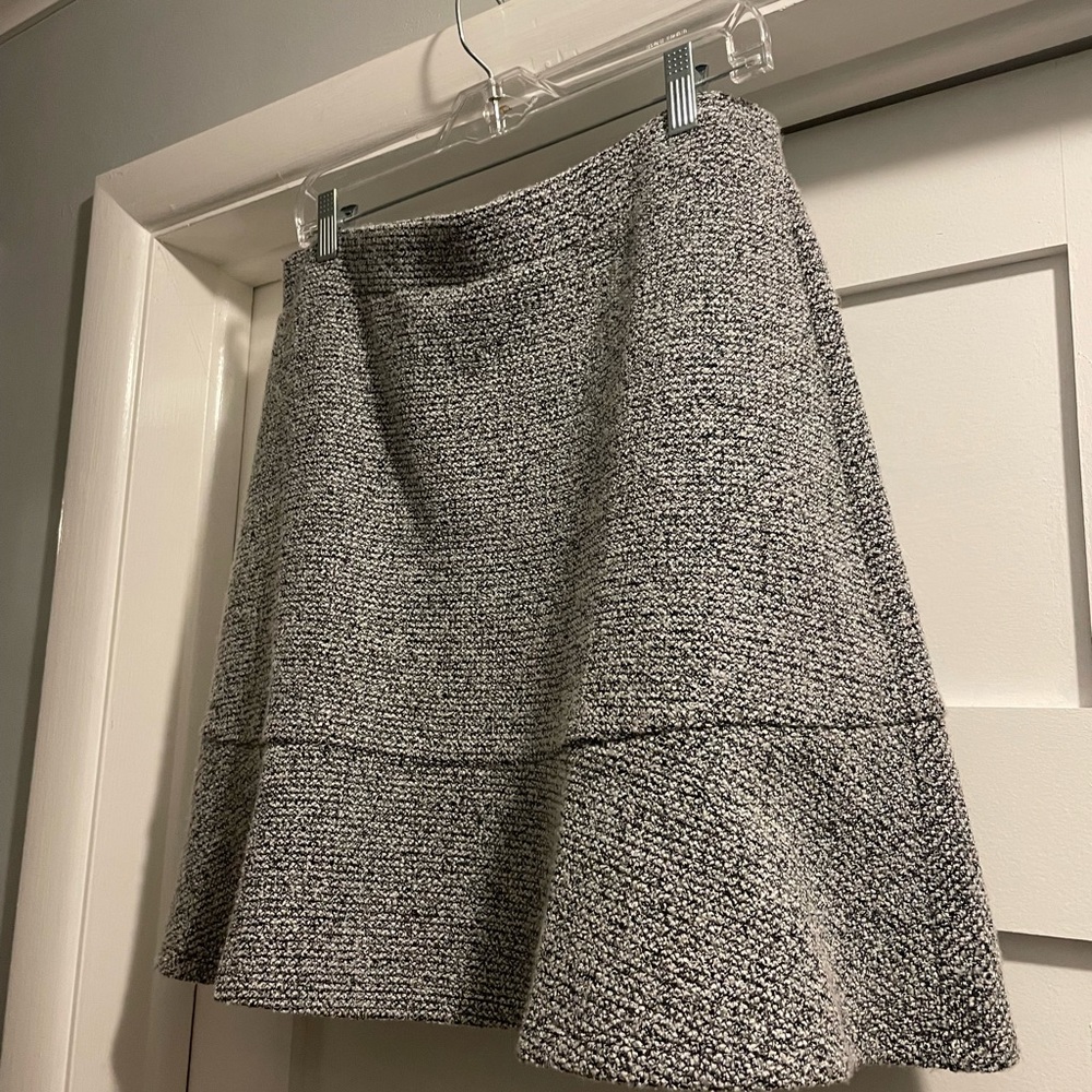 Elastic waist skirt